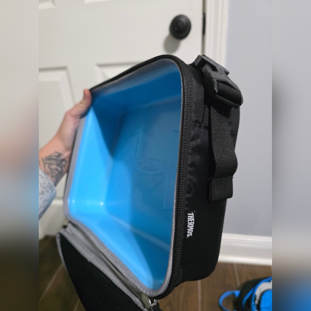 Under Armour x Thermos Black Lunch Bag - Picture 5 of 6